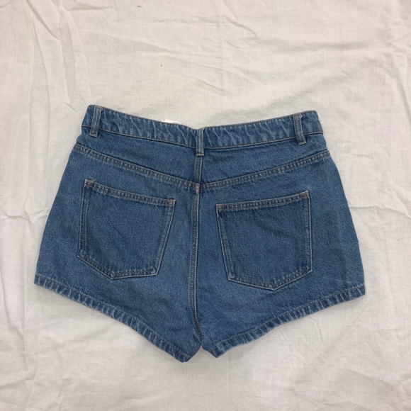 H&M x Coachella Floral Embroidered Festival Shorts - Picture 2 of 4